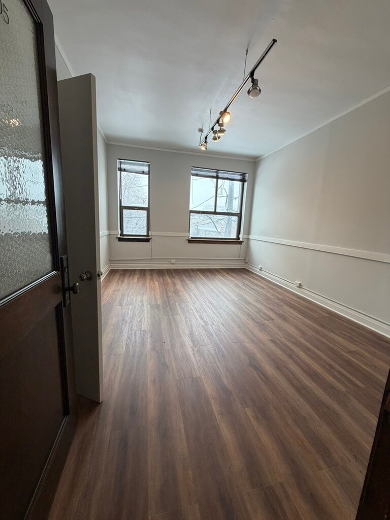 1467 N Elston Ave, Chicago, IL à louer Photo intérieure– Image 1 sur 3