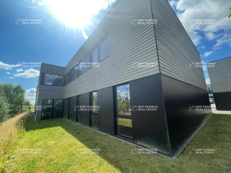 30 Avenue Pierre Mauroy, Loos à vendre - Photo de l’immeuble – Image 1 sur 11