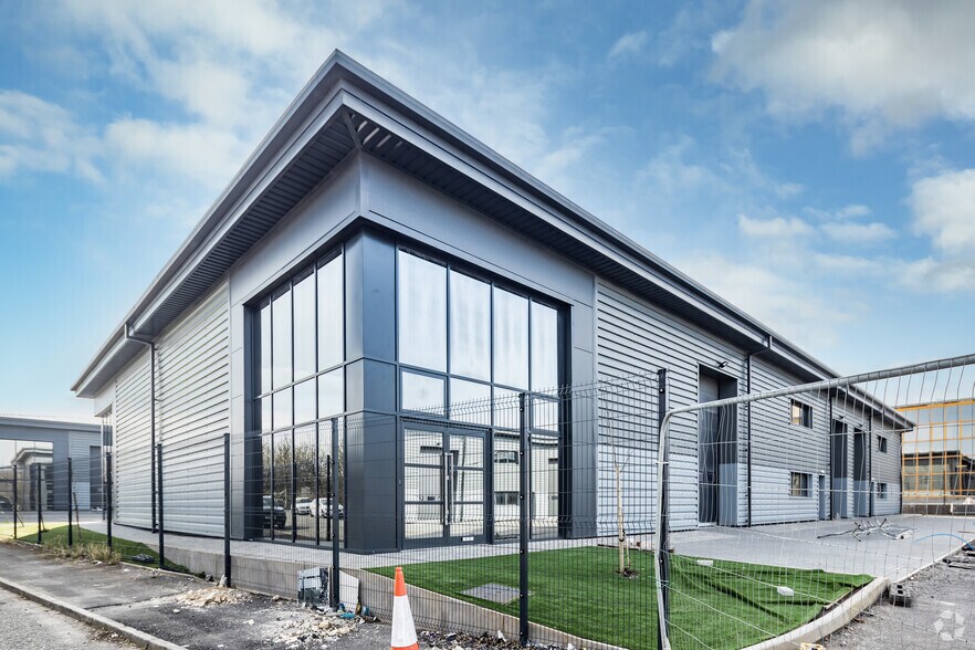 Challenge Way, Blackburn à louer - Photo de l’immeuble – Image 2 sur 2