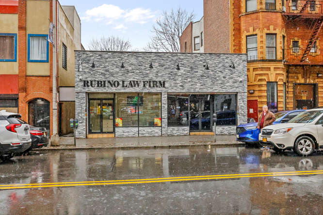 281-283 S Broadway, Yonkers, NY à vendre - Photo de l’immeuble – Image 2 sur 11