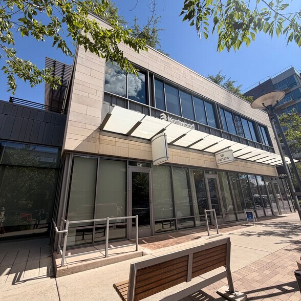 215 St Paul St, Denver, CO à louer - Photo de l’immeuble – Image 2 sur 9