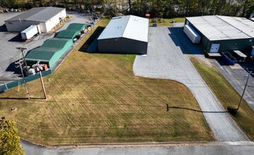 2308 Icenhour Ct, Lenoir, NC à louer Photo intérieure– Image 2 sur 21