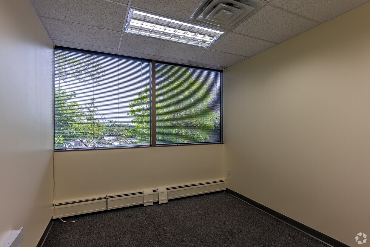 297 Knollwood Rd, White Plains, NY à louer Photo intérieure– Image 1 sur 4