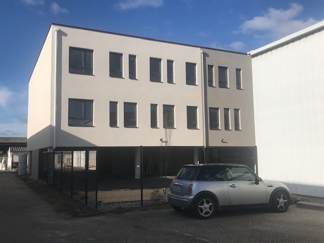 Bureau dans Salaise-sur-Sanne à louer - Photo de l’immeuble – Image 1 sur 6