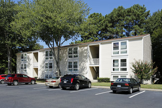 Plus de détails pour 13302 Garden State Dr, Newport News, VA - Logement à vendre
