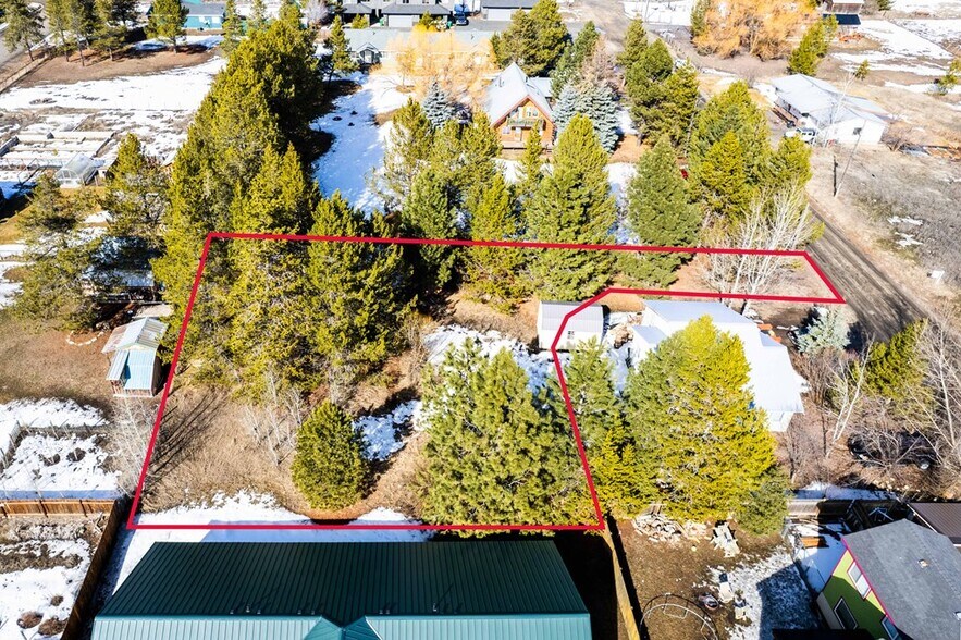 361 Payette St, Donnelly, ID à vendre - Photo principale – Image 1 sur 10
