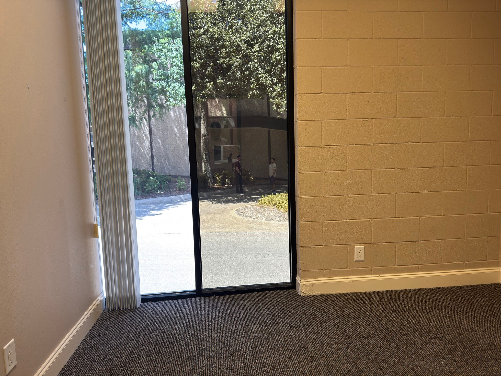 216 N Tennessee St, McKinney, TX à louer Photo intérieure– Image 1 sur 5