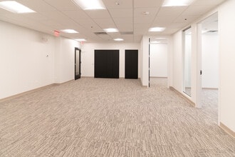 900 Skokie Blvd, Northbrook, IL à louer Photo intérieure– Image 2 sur 4