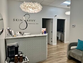 1332 Hermosa Ave, Hermosa Beach, CA à louer Photo intérieure– Image 1 sur 5