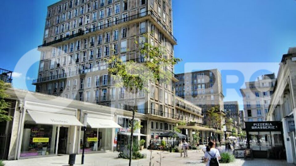 Local commercial dans Le Havre à louer Photo de l’immeuble– Image 1 sur 3