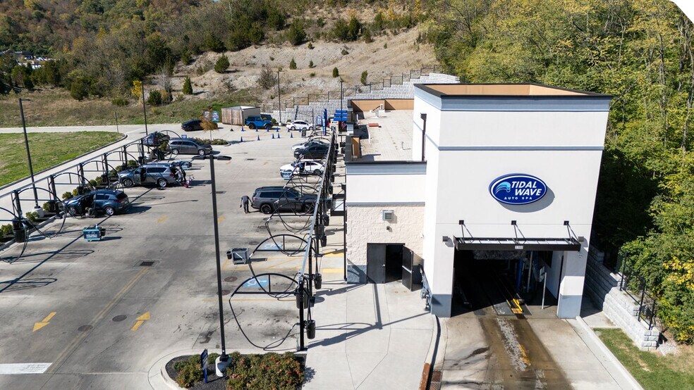 3388 Madison, Ft Wright, KY à vendre - Photo principale – Image 1 sur 3