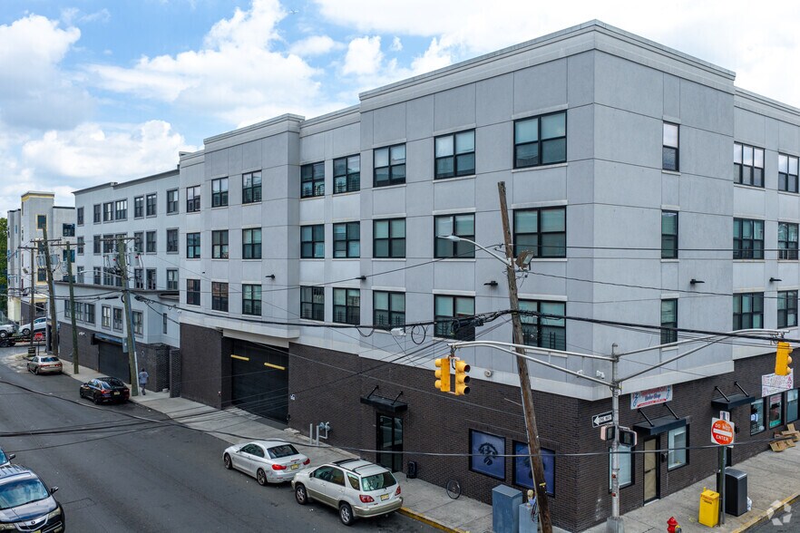 77-91 Park Ave, Paterson, NJ à vendre - Photo de l’immeuble – Image 3 sur 6