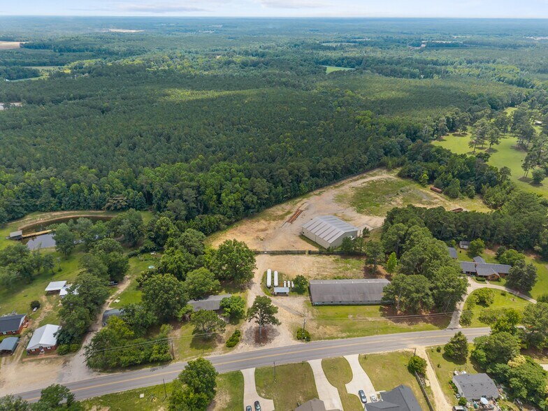 1085 Old US 421, Lillington, NC à vendre - Photo de l’immeuble – Image 3 sur 63