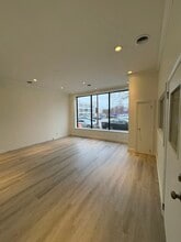 415 E Broad St, Columbus, OH à louer Photo intérieure– Image 1 sur 5