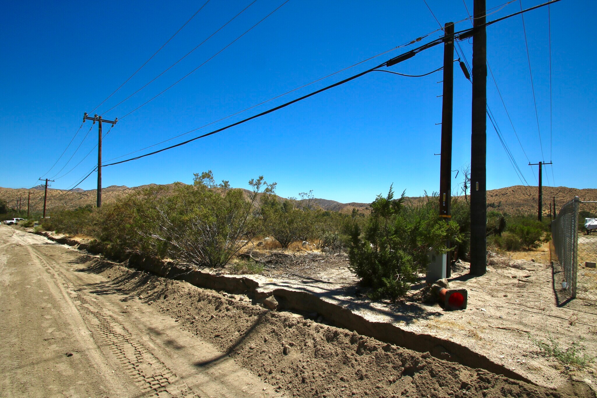 0 Pioneer Rd, Morongo Valley, CA à vendre Photo principale– Image 1 sur 17