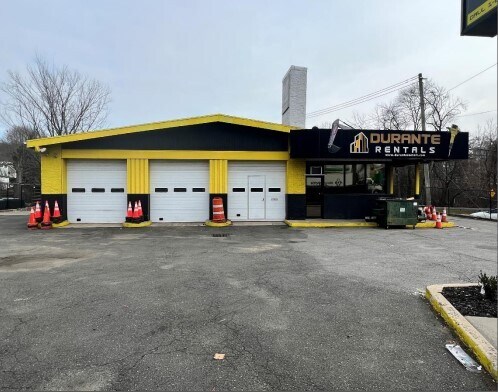 122 N Central Ave, Elmsford, NY à louer - Photo de l’immeuble – Image 2 sur 4