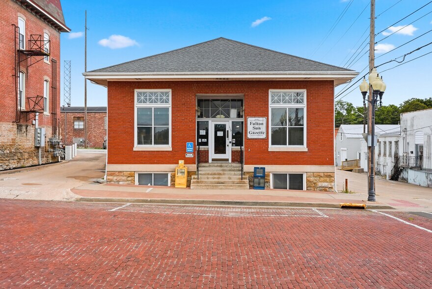 115 E 5th St, Fulton, MO à vendre - Photo de l’immeuble – Image 1 sur 42