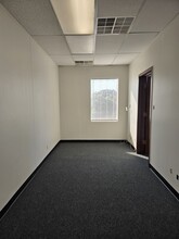 433 Callan Ave, San Leandro, CA à louer Photo intérieure– Image 1 sur 1