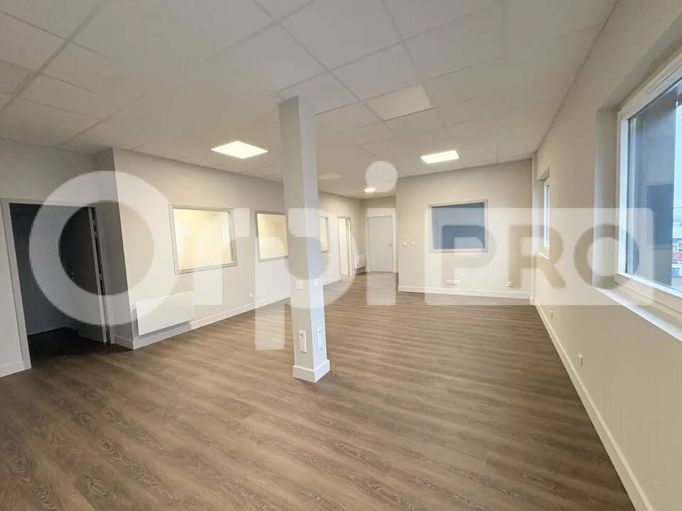 Bureau dans Arras à louer Photo de l’immeuble– Image 1 sur 16