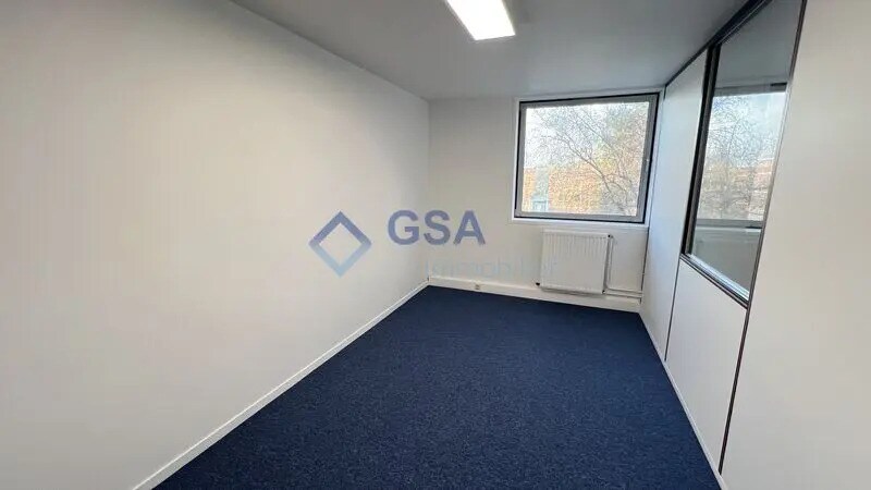 Bureau dans Évry-Courcouronnes à louer - Photo intérieure – Image 3 sur 8