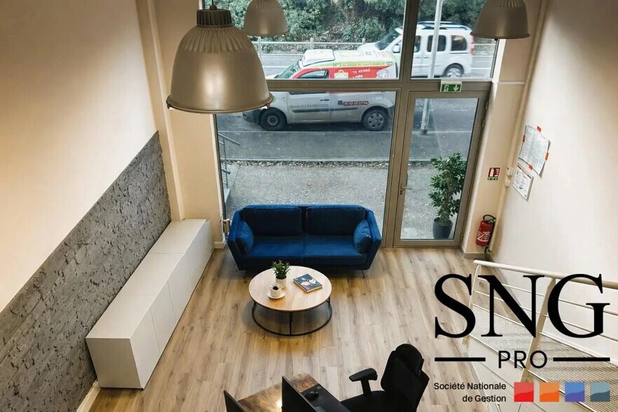 Bureau dans Venelles à vendre - Photo intérieure – Image 1 sur 8