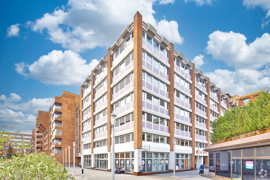 1 Place Occitane, Toulouse à louer - Photo de l’immeuble – Image 2 sur 14