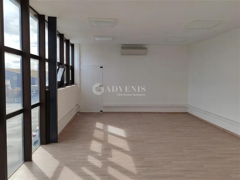 Bureau dans Sète à louer - Photo de l’immeuble – Image 3 sur 3