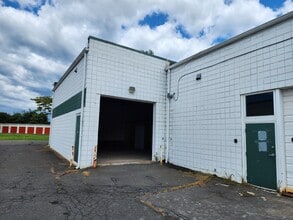 122 C Spring St, Southington, CT à louer Photo intérieure– Image 2 sur 6