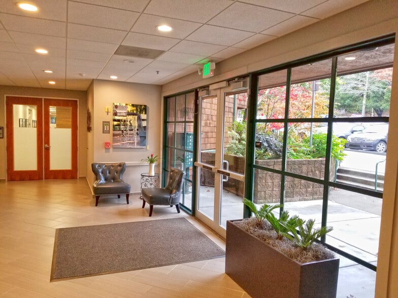201 Alameda Del Prado, Novato, CA à louer - Hall d’entrée – Image 3 sur 5