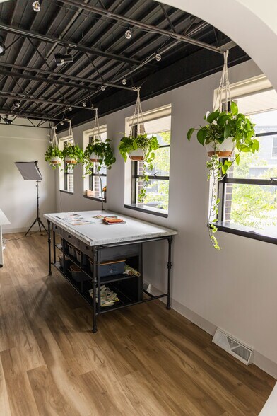 1501 Lake Dr SE, Grand Rapids, MI à louer - Photo intérieure – Image 3 sur 8