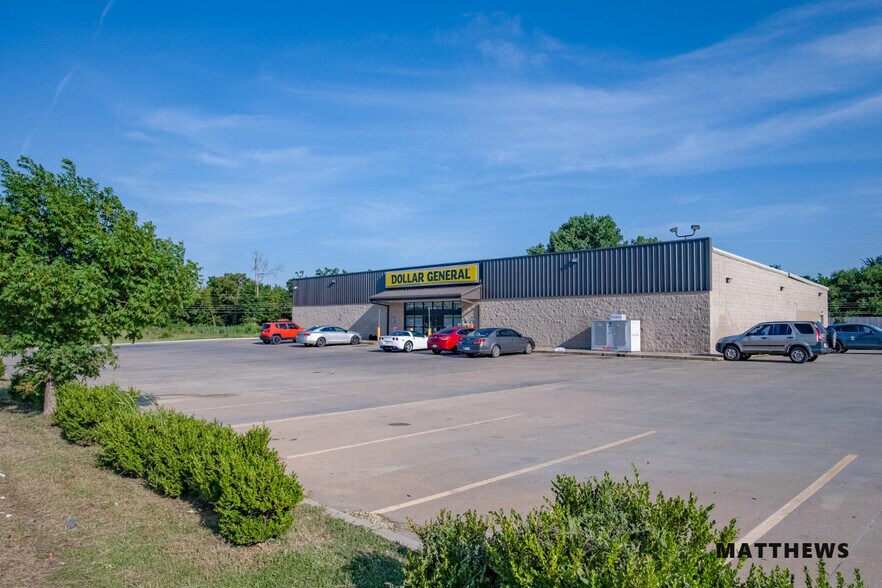 1915 W Highway 6, Alvin, TX à vendre - Photo de l’immeuble – Image 2 sur 3