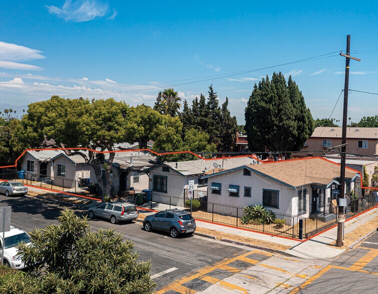 6612 Menlo Ave, Los Angeles, CA à vendre - Photo de l’immeuble – Image 2 sur 12