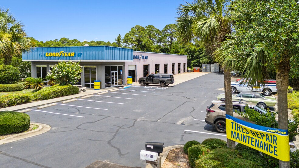 8460 Navarre Pky, Navarre, FL à vendre - Photo de l’immeuble – Image 1 sur 4