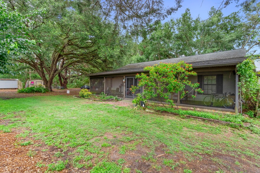 2026 Lewis Rd, Leesburg, FL à vendre - Photo de l’immeuble – Image 2 sur 157