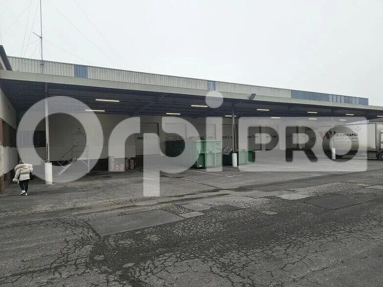 Industriel/Logistique dans Reims à louer - Photo de l’immeuble – Image 1 sur 5