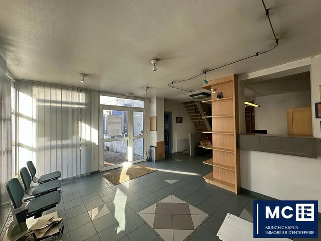 Plus de détails pour Local commercial à vendre