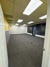 1417 N Semoran Blvd, Orlando, FL à louer Photo intérieure– Image 1 sur 6