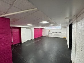 1013 N Charles St, Baltimore, MD à louer Photo intérieure– Image 2 sur 7