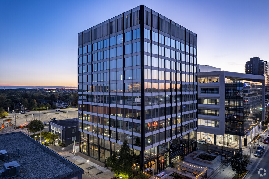 305 King St W, Kitchener, ON à louer - Photo principale – Image 1 sur 6