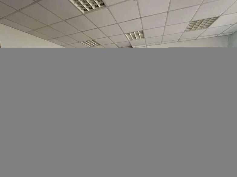 Industriel/Logistique dans Toulouse à louer - Photo de l’immeuble – Image 2 sur 6