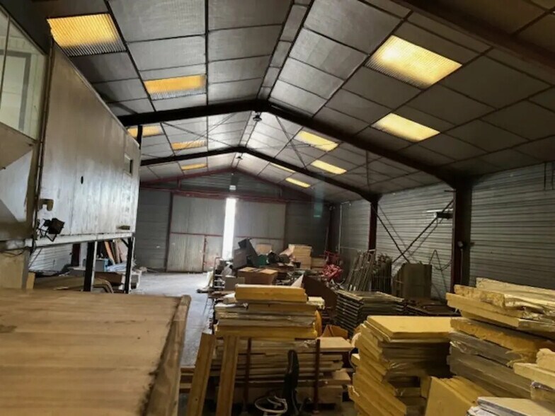 Local d’activités dans Gleizé à louer - Photo de l’immeuble – Image 1 sur 3