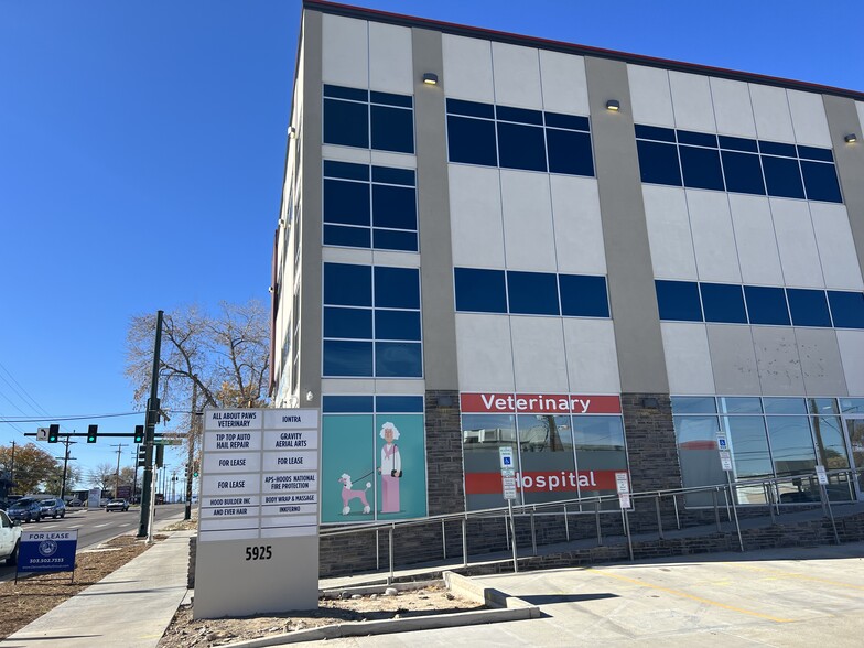 5925 E Evans Ave, Denver, CO à louer - Photo de l’immeuble – Image 2 sur 42