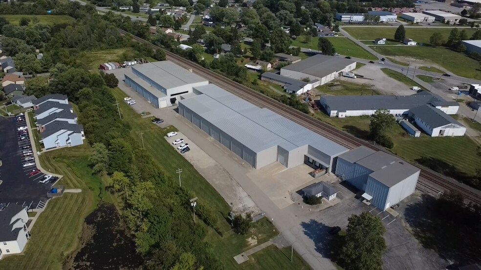 315 N Madison St, Fortville, IN à louer - Photo de l’immeuble – Image 2 sur 9