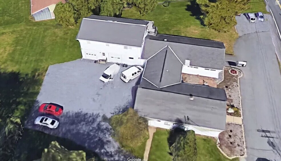 8465-8467 Airport Rd, Bath, PA à vendre - Photo de l’immeuble – Image 3 sur 15