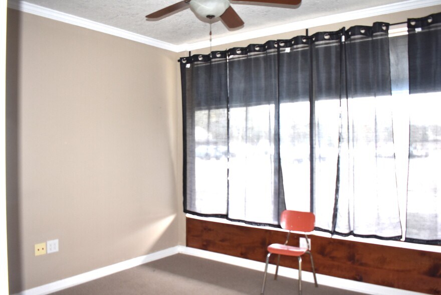 104 N College St, Gadsden, AL à vendre - Photo intérieure – Image 3 sur 13