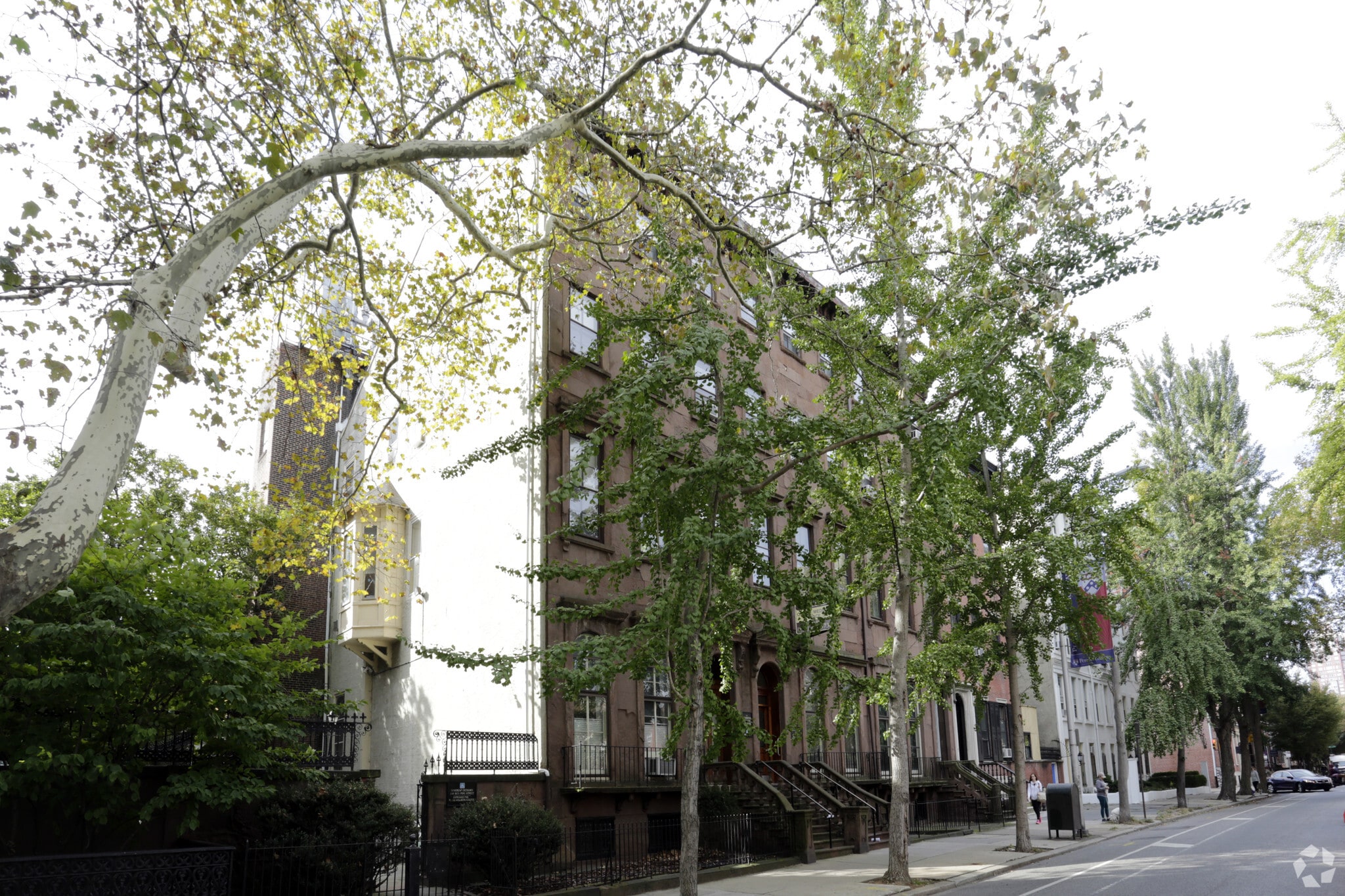 818-824 Pine St, Philadelphia, PA à louer Photo principale– Image 1 sur 30