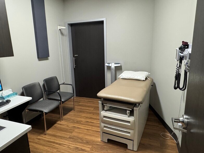 5901 N 27th St, Lincoln, NE à louer - Photo intérieure – Image 2 sur 16