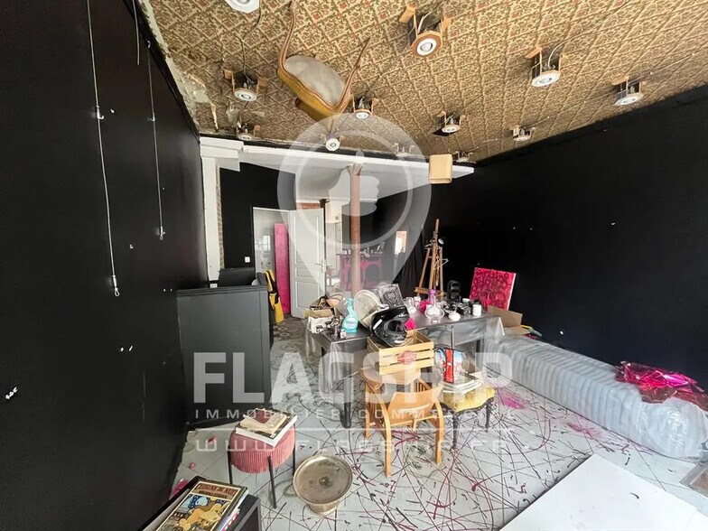 Local commercial dans Paris à vendre - Photo de l’immeuble – Image 3 sur 6