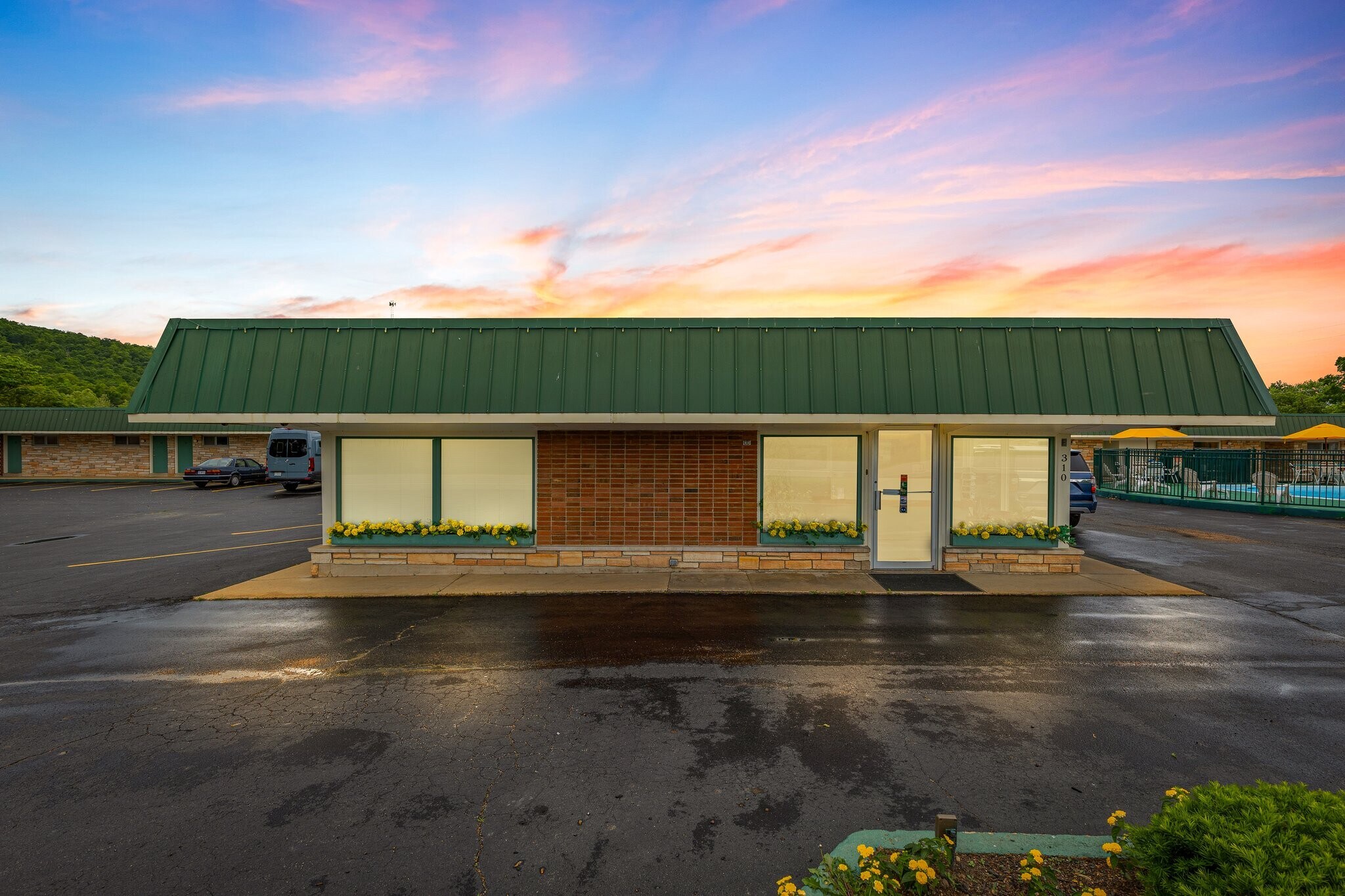 310 S McCune St, Pilot Knob, MO à vendre Photo de l’immeuble– Image 1 sur 60