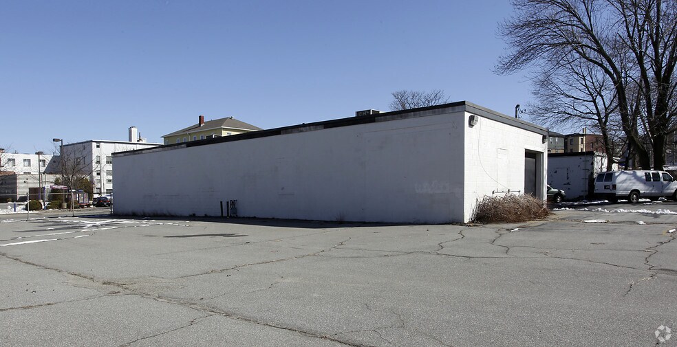 13 Lamartine St, Worcester, MA à vendre - Photo de l’immeuble – Image 2 sur 2
